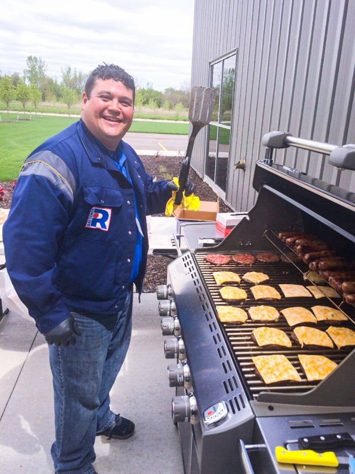 Guests at Rattunde's Open House enjoyed an outdoor barbeque! 