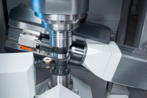 The VLC 200 H is designed for the machining of gear-type workpieces of maximum 200 mm diameter and module 4.