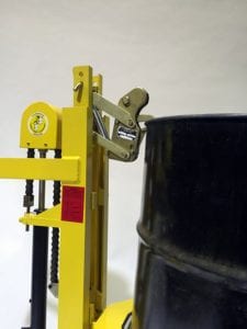 Ergo-Matic® 1000 Single beak close-up with drum
